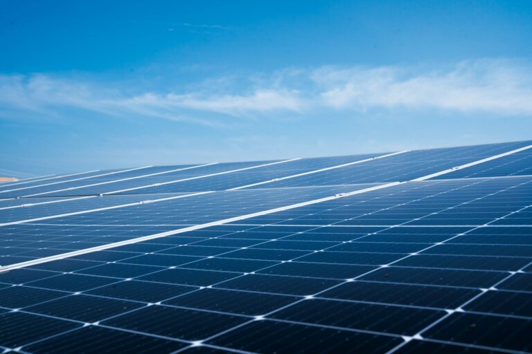 ubvenciones INEGA para autoconsumo fotovoltaico en empresas de Galicia | asesoría energética Attica Energía